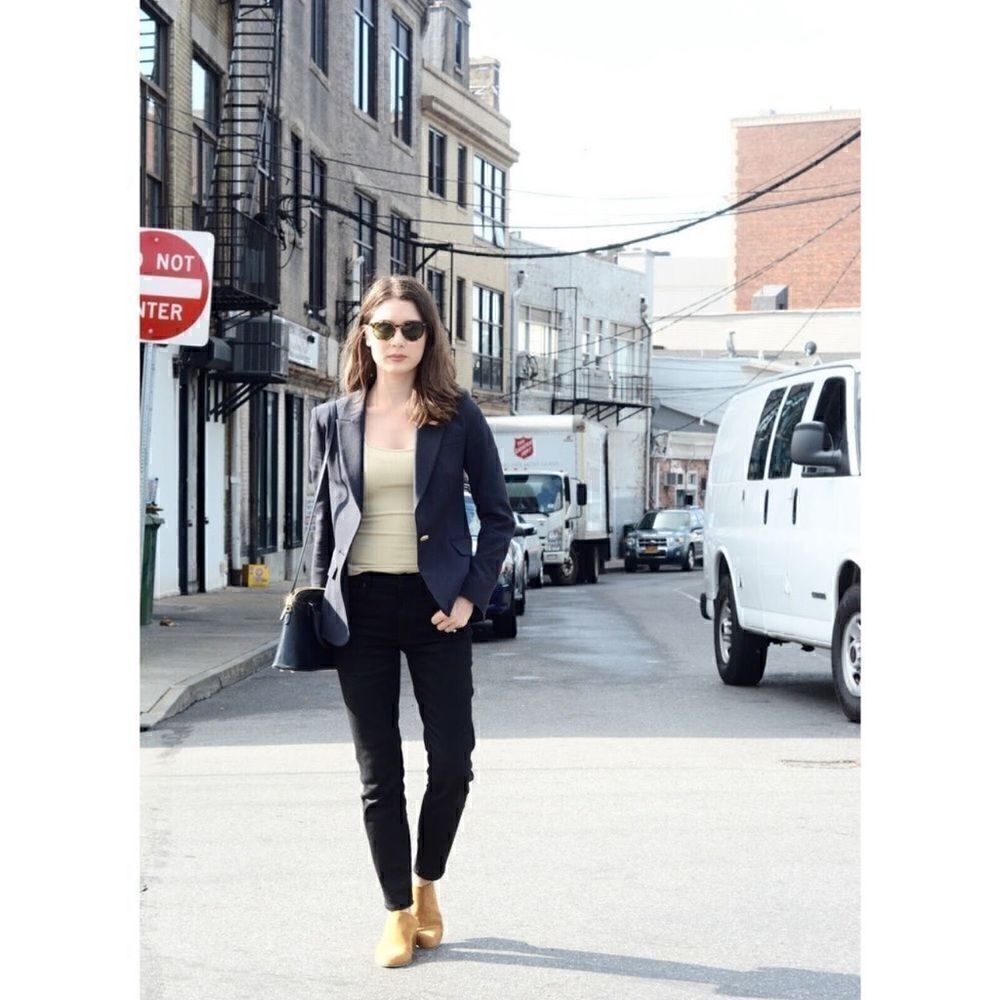 NEW Everlane Mid Rise Skinny Jeans in Black Sz 25 Regular